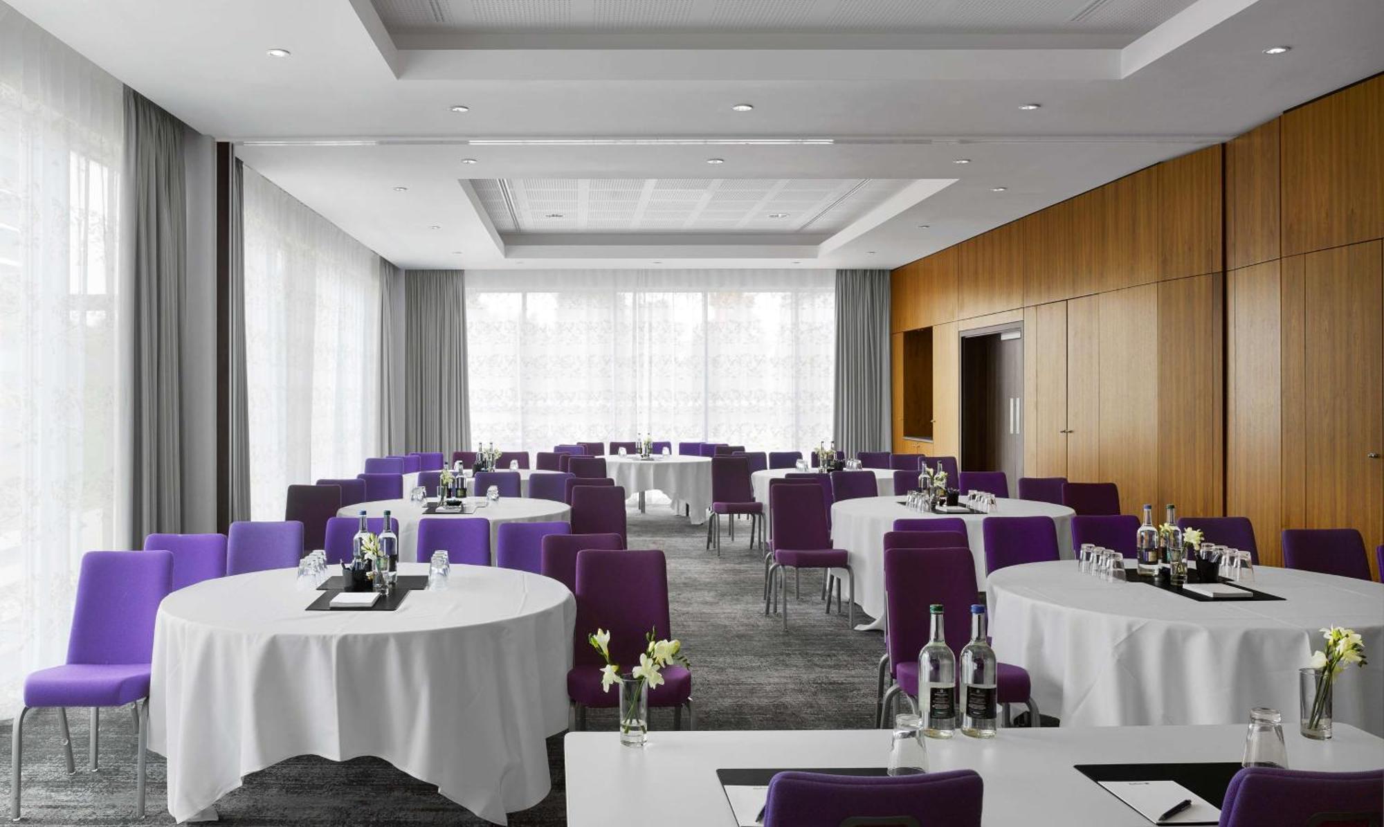 Radisson Blu Hotel East Midlands Airport 캐슬 도닝턴 외부 사진