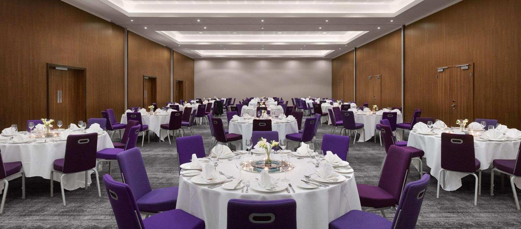 Radisson Blu Hotel East Midlands Airport 캐슬 도닝턴 외부 사진