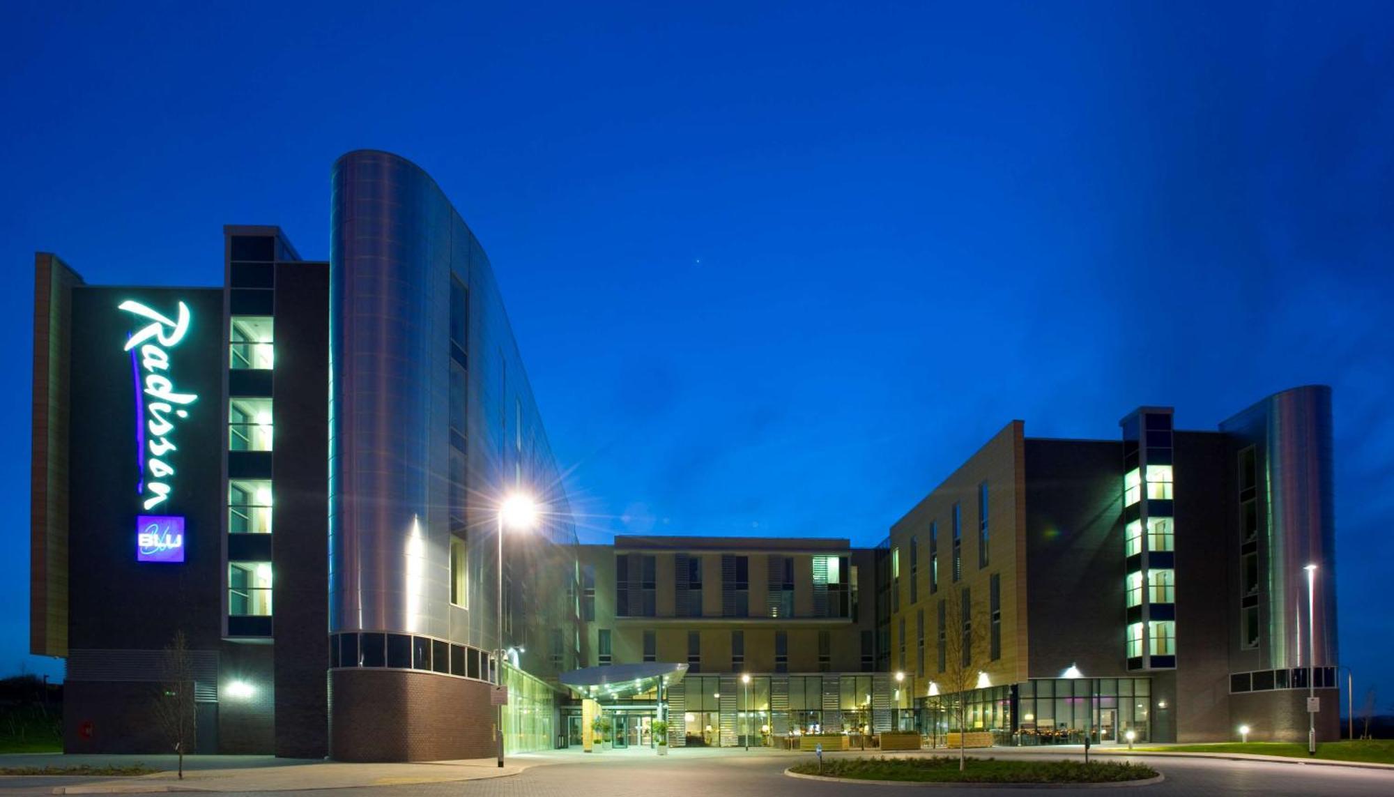 Radisson Blu Hotel East Midlands Airport 캐슬 도닝턴 외부 사진