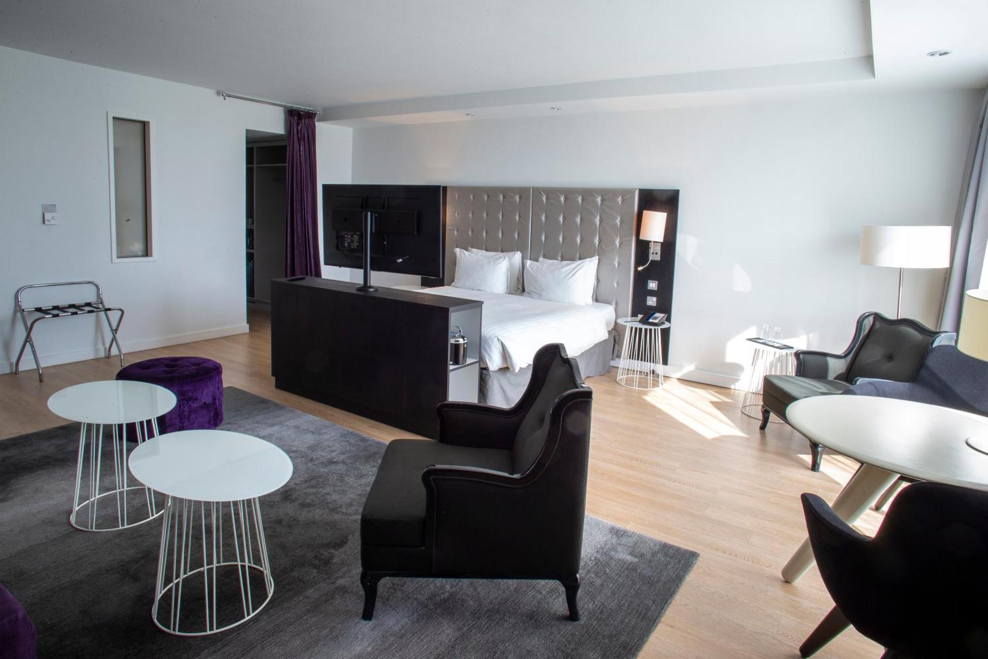 Radisson Blu Hotel East Midlands Airport 캐슬 도닝턴 외부 사진