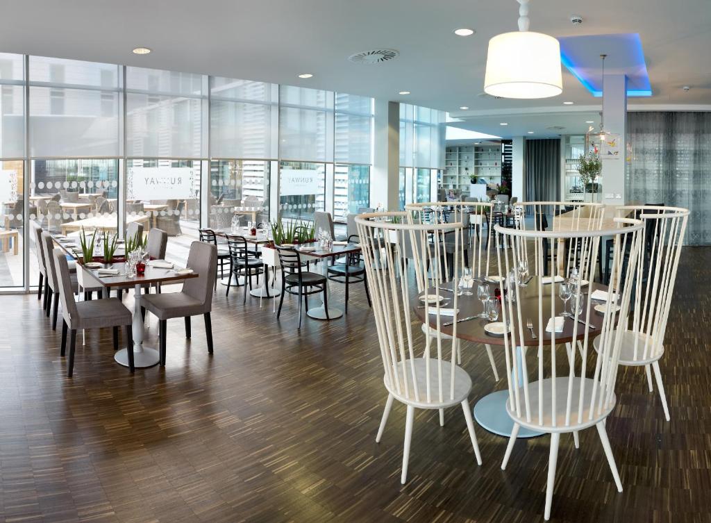 Radisson Blu Hotel East Midlands Airport 캐슬 도닝턴 외부 사진