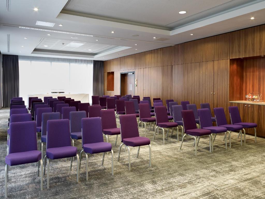Radisson Blu Hotel East Midlands Airport 캐슬 도닝턴 외부 사진